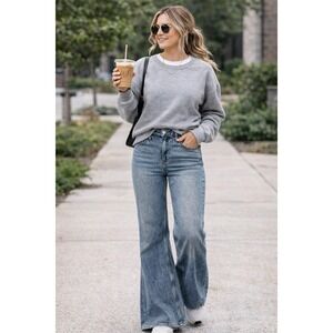 Hollister High Rise Flare Jeans (sz. 4 R)